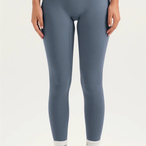 SET Active Formcloud Set - Picture 2 of 8